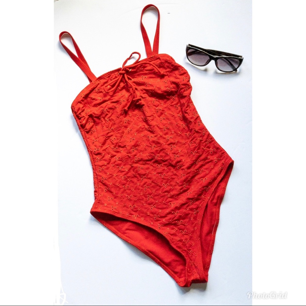 Missguided - Lace Up Embroidered Swimsuit